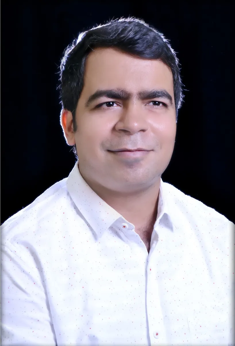 Dr. Deepankar Lahariya
